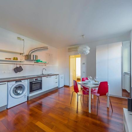 ミラノCozy Flat 500M From Affori Fn!アパートメント エクステリア 写真