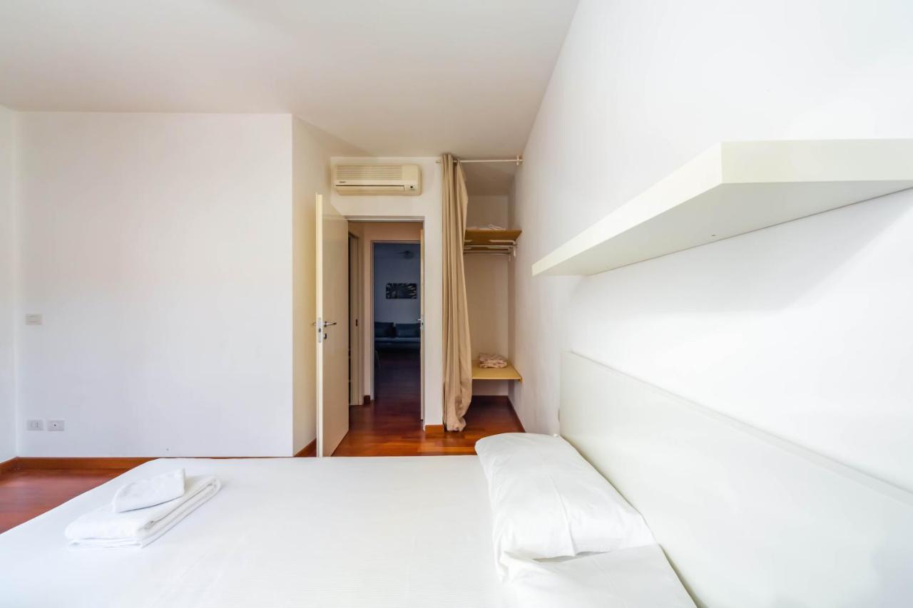 ミラノCozy Flat 500M From Affori Fn!アパートメント エクステリア 写真